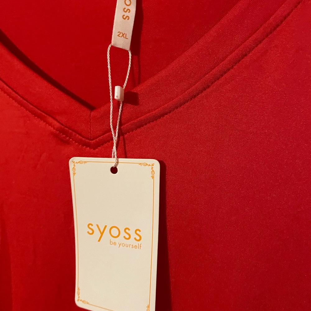 Syoss Red V-Neck Top